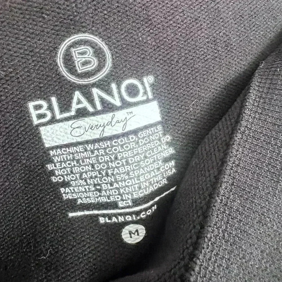 BLANQI
Everyday
HIGHWAIST POSTPARTUM + NURSING SUPPORT LEGGINGS NEW WITH TAG - Picture 7 of 7